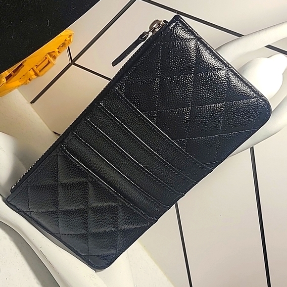 💯Authentic CHANEL caviar shw phone case card wallet - Picture 4 of 11